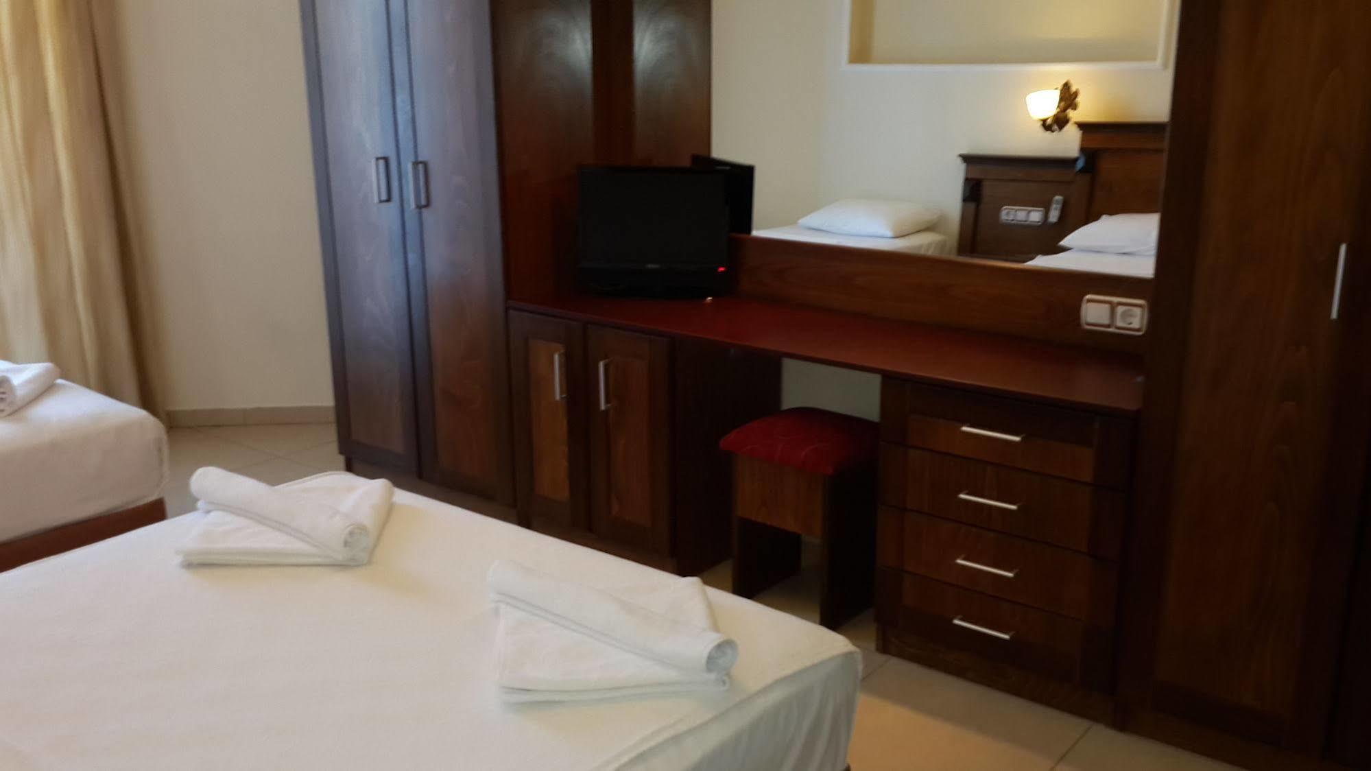 Adaburnu Golmar Hotel Emecik Εξωτερικό φωτογραφία